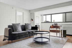 Spacious Beacon Hill 1BR wViews Gym BOS-496
